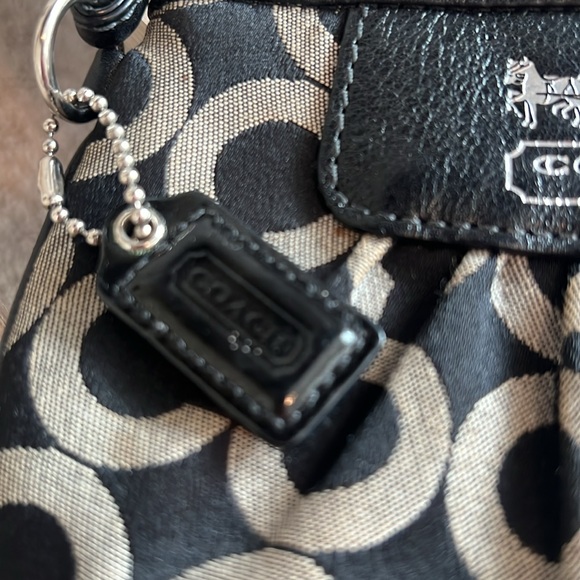 Mini Coach wristlet - Picture 4 of 7